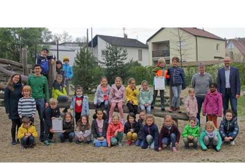 Klasse2000-Patenschaft der AOK für Grundschule Pfaffenhofen